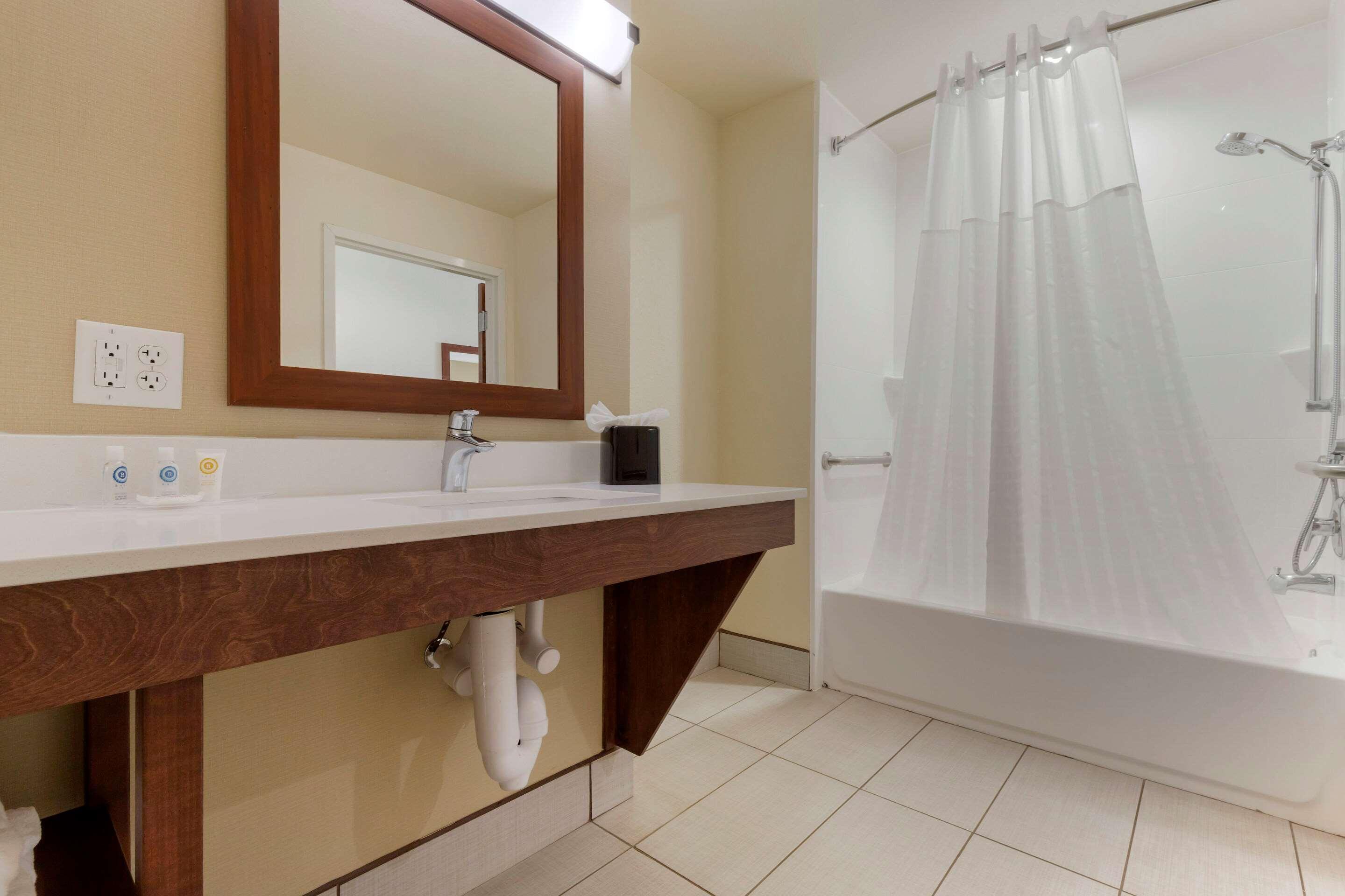 Comfort Suites Greenville South Piedmont Dış mekan fotoğraf